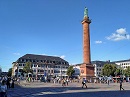 Der Luisenplatz mit dem Ludwigsmonument ist der Stadtmittelpunkt von Darmstadt. Er wurde 1820 nach Groherzogin Luise Henriette Karoline von Hessen-Darmstadt (17611829) benannt, der Ehefrau Ludwig I. von Hessen-Darmstadt.