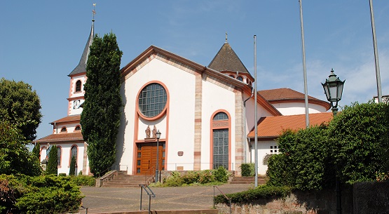 Katholische Pfarrkirche St. Peter und Paul in Eichenzell