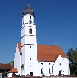 Kirche St. Martin im Ortsteil Dirnaich