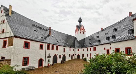 Schloss Rochsburg im Stadtteil Rochsburg