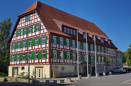Historisches Rathaus im Ortsteil Wrtingen