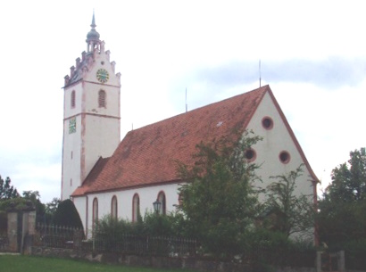 Pfarrkirche St. Peter und Paul im Ortsteil Benzingen