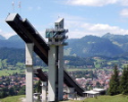 Schattenbergschanze und Blick über Oberstdorf