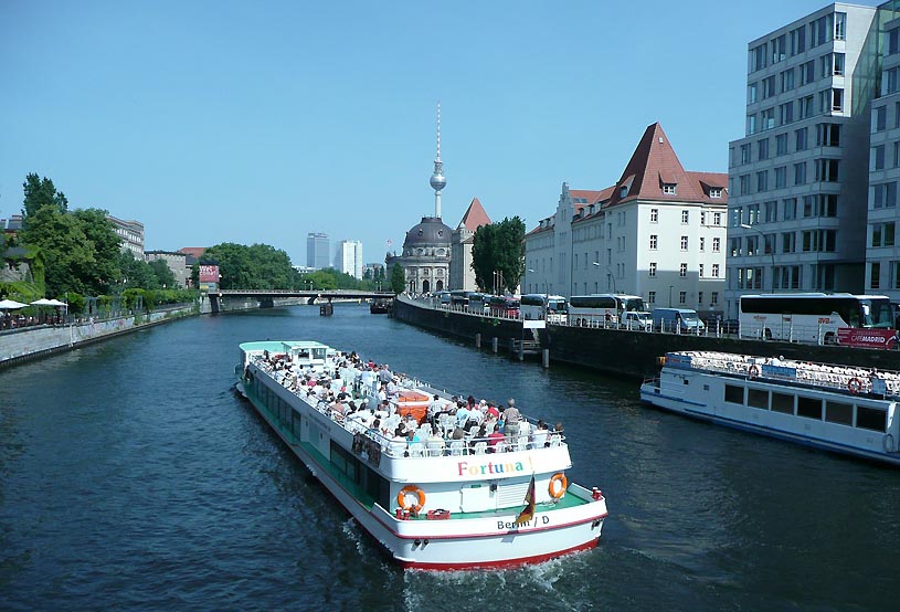 Schiffstour durch Berlin