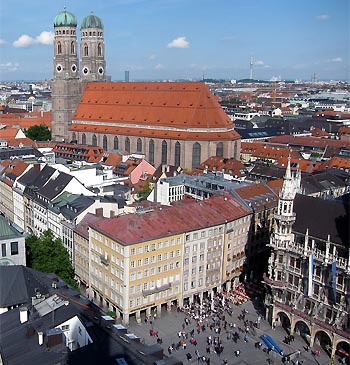 Frauenkirche und Marienplatz Mnchen