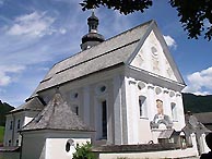 Katholische Pfarrkirche St. Michael in Aschau im Ortsteil Sachrang