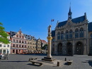 Fischmarkt und Rathaus