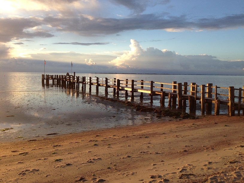 Strand und Wolken auf Fhr