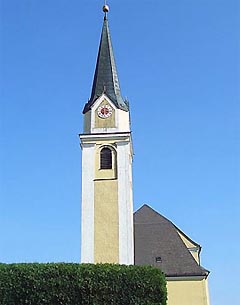 Katholische Pfarrkirche St. Petrus und Paulus in Aicha vorm Wald