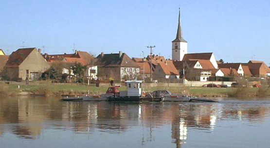 Mainfhre zwischen Albertshofen und Mainstockheim