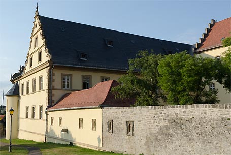 Schloss und Stadtmauer