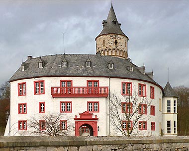 Schloss Oelber im Ortsteil Oelber am weien Wege