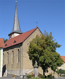 Katholische Pfarrkirche St. Lambertus im Ortsteil Opferbaum
