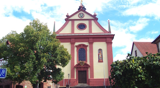 Rmisch-katholische Pfarrkirche Mariae Himmelfahrt