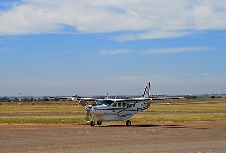 Cessna Caravan auf dem Flugplatz Rügen im Dreschvitzer Ortsteil Güttin