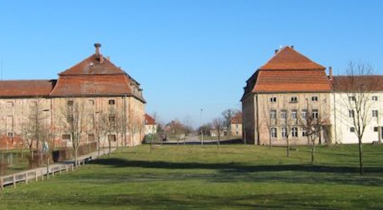 Schlossanlage in Faulenrost