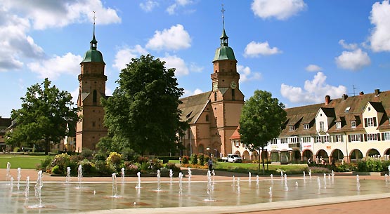 Marktplatz in Freudenstadt mit evangelischer Stadtkirche