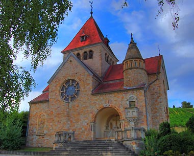 Kreuzkapelle auf dem Wiberg bei Gau-Bickelheim