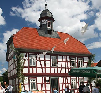 Ehemaliges Rathaus im Ortsteil Himbach