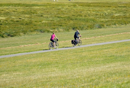 Radfahren am Deich