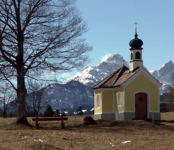 Kapelle in den Bergen zwischen Krn und Mittenwald