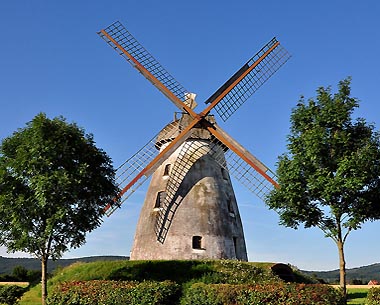 Windmühle im Stadtteil Veltheim