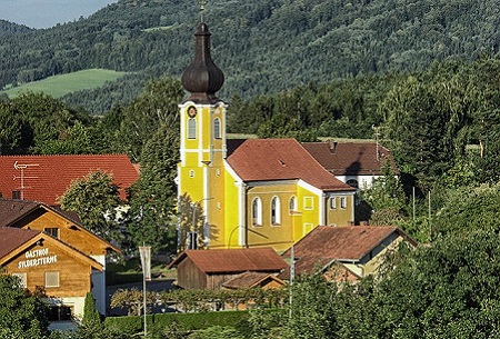 Kirche Sankt Martin im Ortsteil Haunkenzell