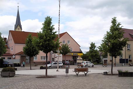 Dorfmitte in Rthlein