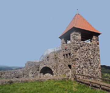Wehrturm auf Burg Ulrichstein