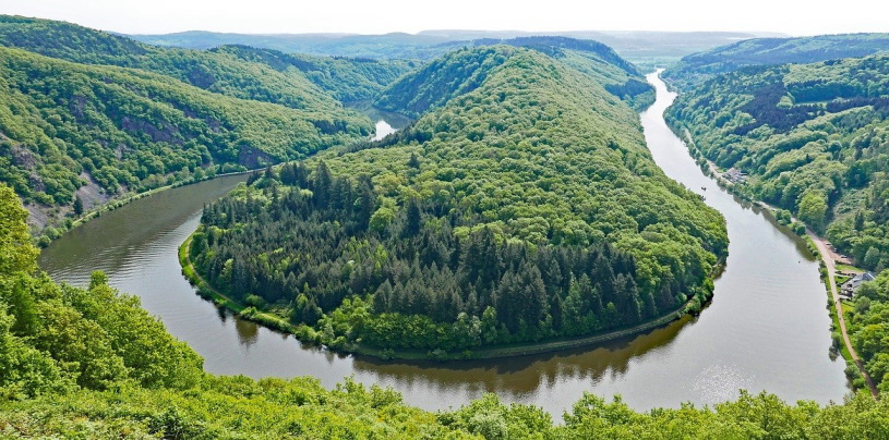 Groe Saarschleife bei Mettlach