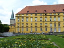 Schloss (Hauptsitz der Universität) mit Katharinenkirche