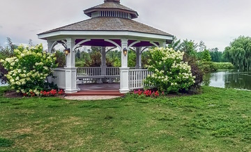 Teich mit Pavillon Teich mit Pavillon