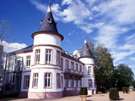 Schloss Hansenberg im Stadtteil Johannisberg von Geisenheim