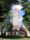 Das Burgtor aus dem 12. Jahrhundert, ältester und größter Torturm mit Vorbauten aus dem 16. Jahrhundert