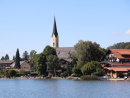 Markt Schliersee mit Kirche St. Sixtus