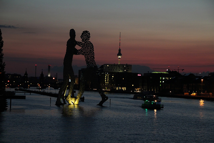 Molecule Men