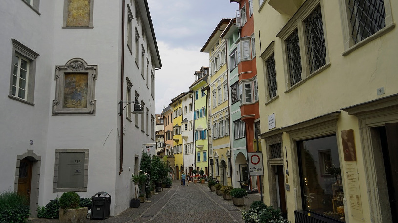 Huserfassade in Bozen