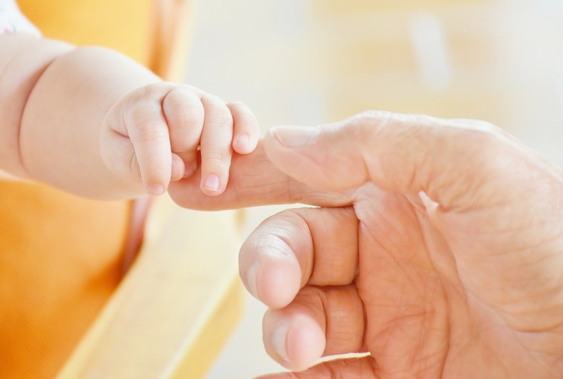 Ein Baby bedeutet viel Freude und lebenslange Verantwortung