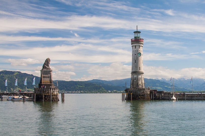 Hafeneinfahrt in Lindau am Bodensee