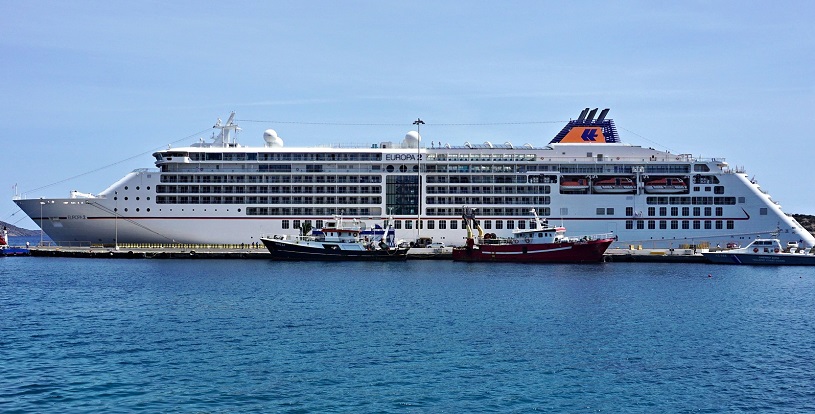 MS Europa im Mittelmeer