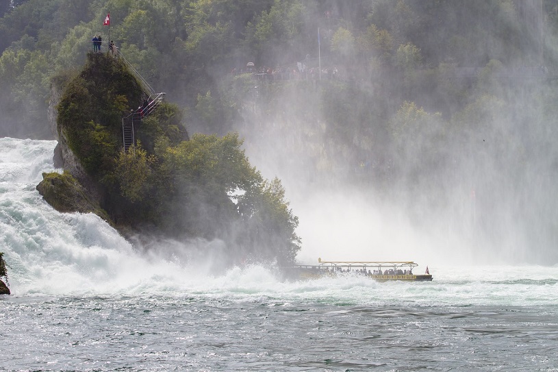 Rheinfall mit Rheinfallfelsen