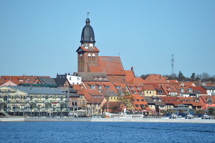 Blick auf die Altstadt von Waren